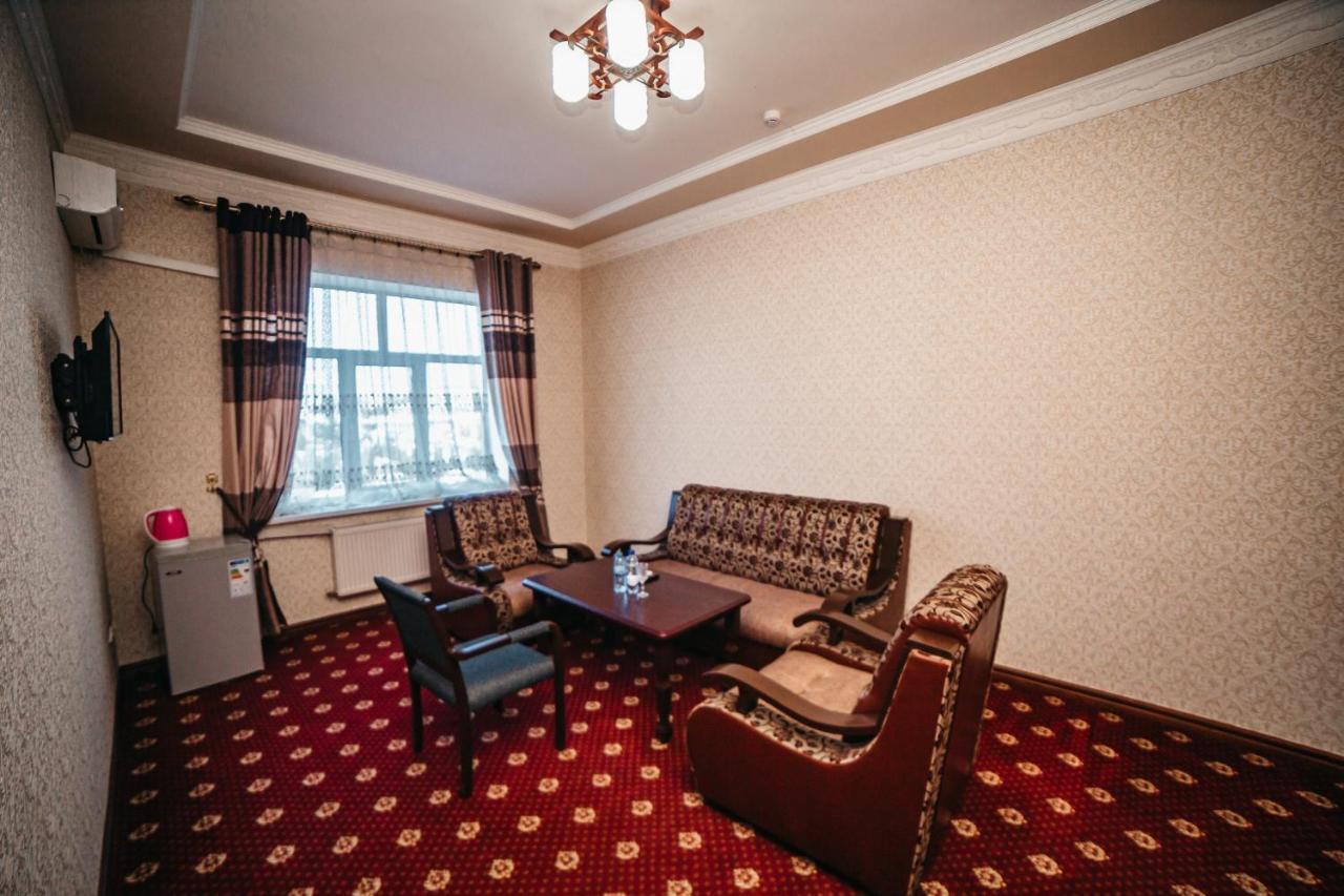 Buyuk Ipak Yo'Li Hotel 나망간 외부 사진