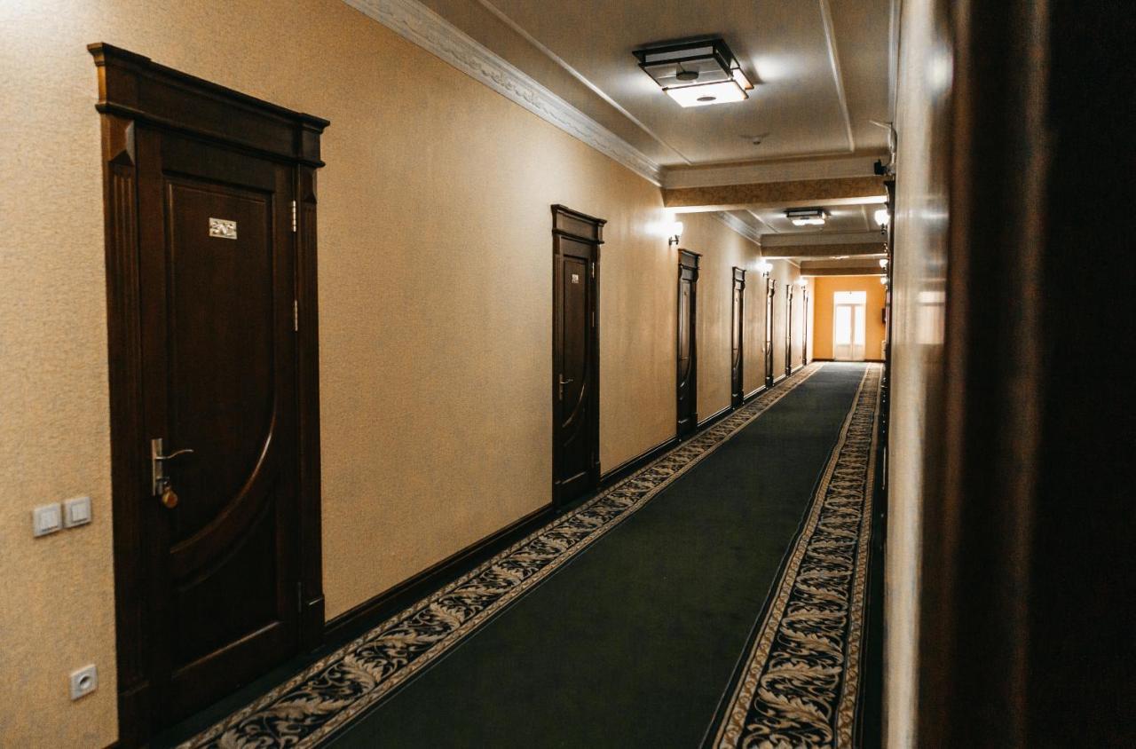 Buyuk Ipak Yo'Li Hotel 나망간 외부 사진
