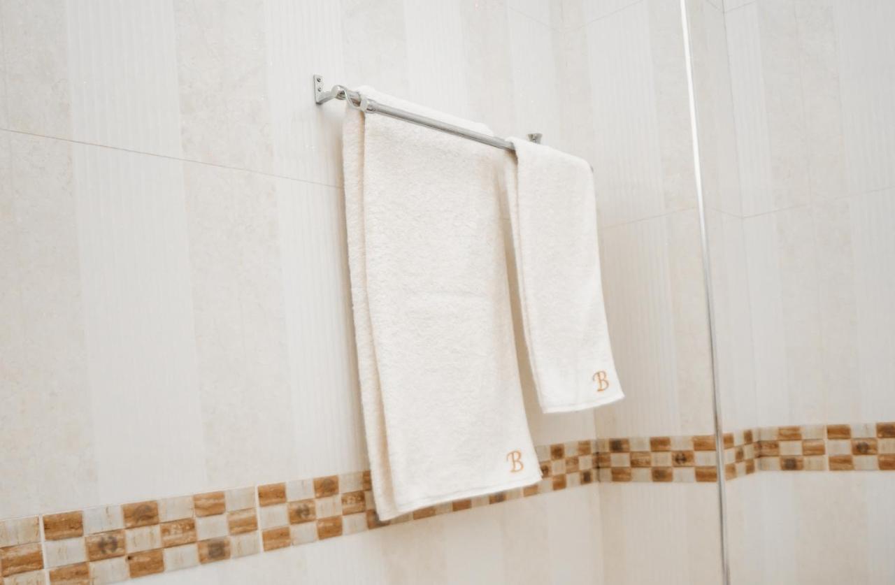 Buyuk Ipak Yo'Li Hotel 나망간 외부 사진