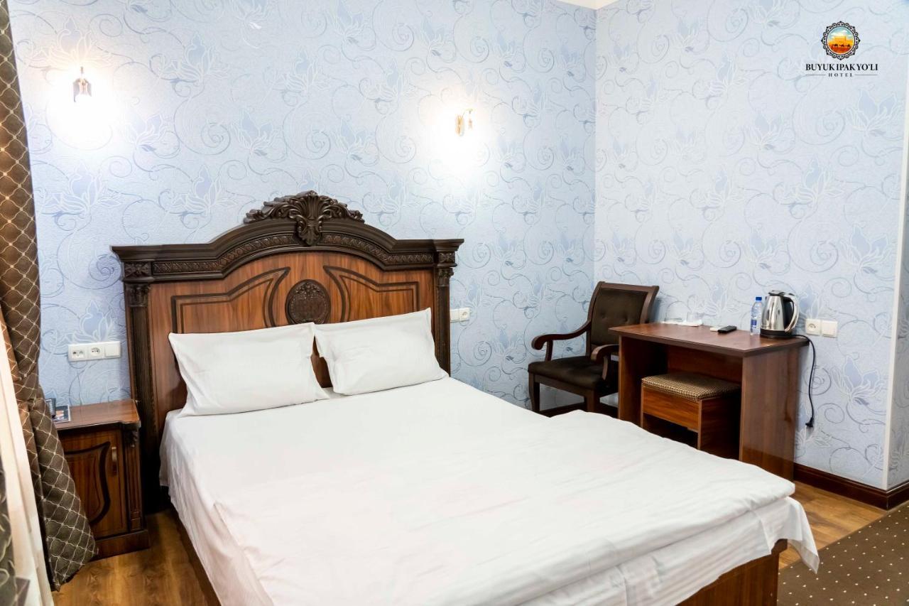 Buyuk Ipak Yo'Li Hotel 나망간 외부 사진