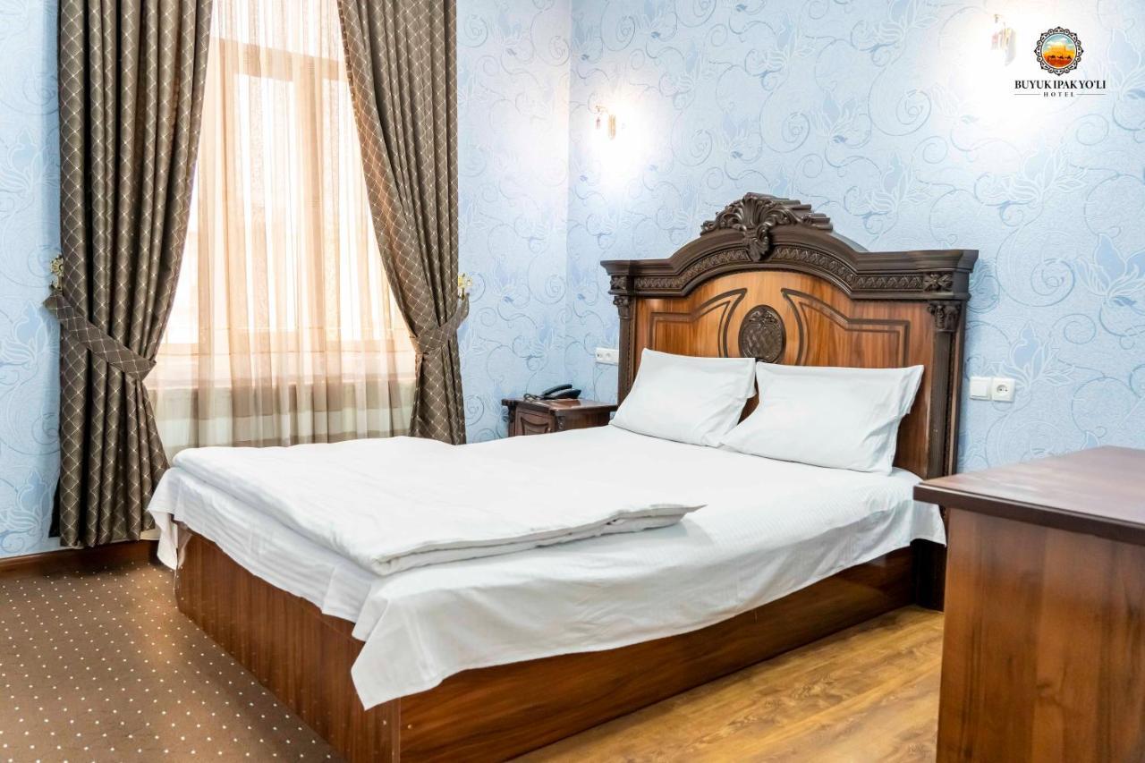Buyuk Ipak Yo'Li Hotel 나망간 외부 사진