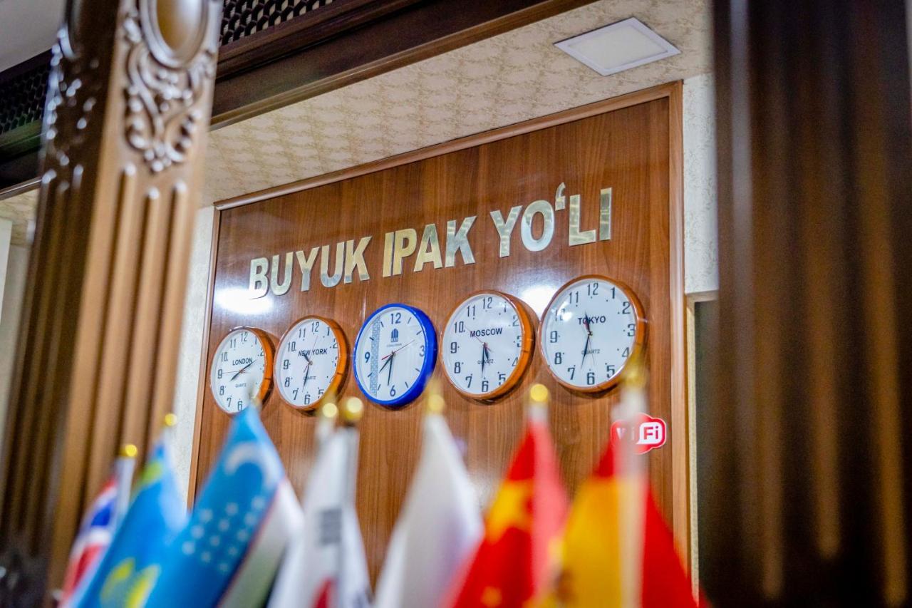 Buyuk Ipak Yo'Li Hotel 나망간 외부 사진
